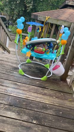 Baby bouncer