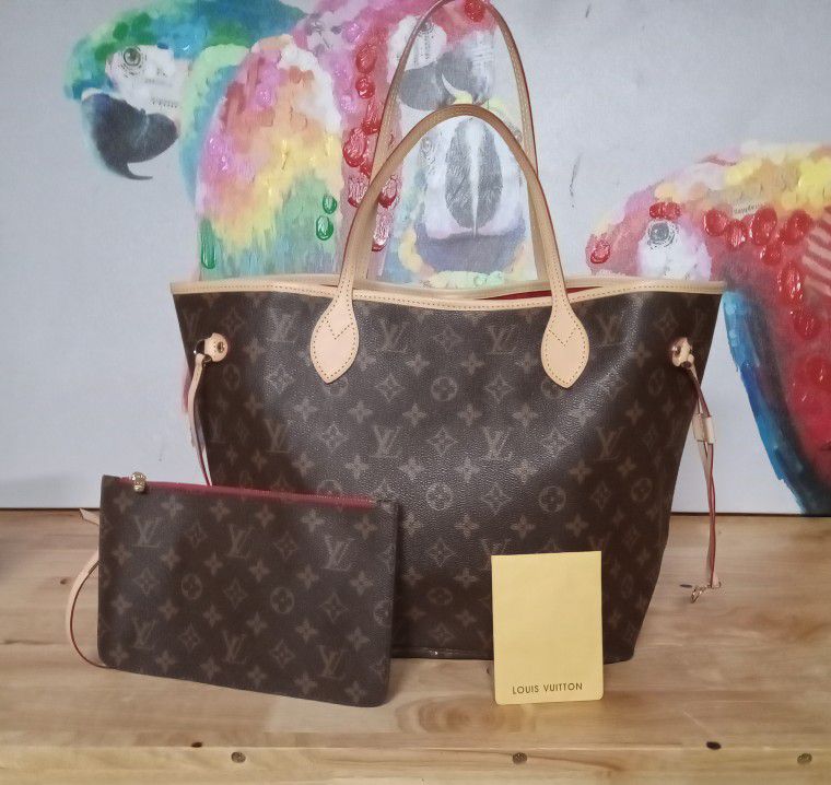 Louis Vuitton Monogram Bag And Clutch for Sale in Jacksonville, FL - OfferUp
