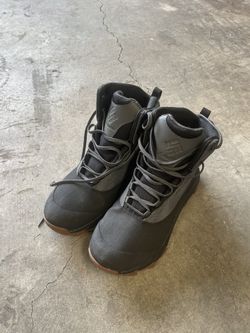 Columbia Snow Boots Size 7.5