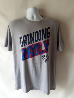 Under Armour Grinding Daily men's grey short sleeve graphic t-shirt size L