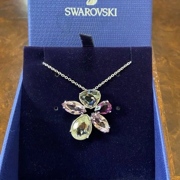 Swarovski necklace + Pendent