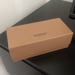 Burberry Sun Glasses 