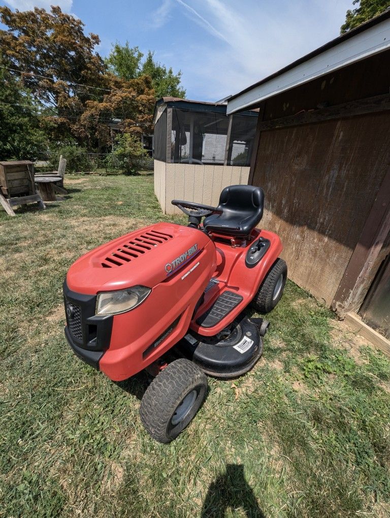 Troy-Bilt Bronco