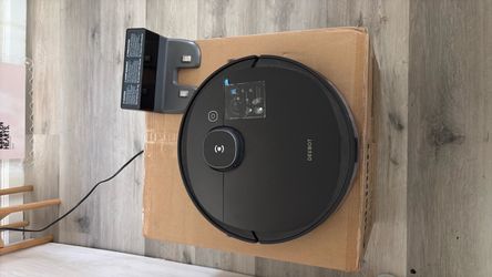 Ecovacs Deebot T8 AIVI Robot Vacuum and Mop