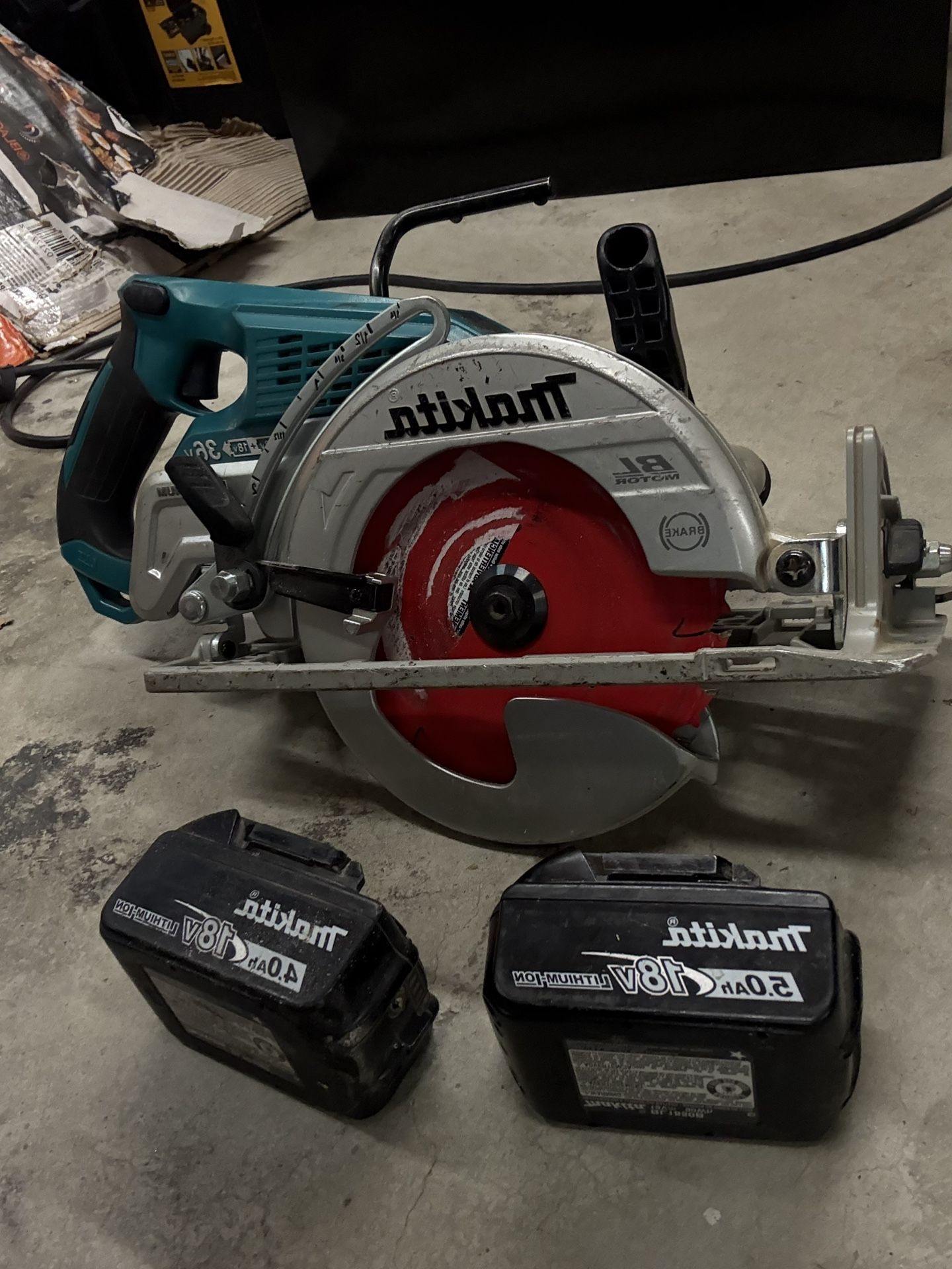 Makita Double Battery Circular Saw 7 1/4
