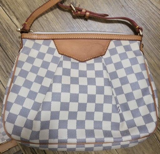 Louis Vuitton Crossbody Bag