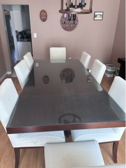 Dining Table Set – 90” x 42” Glass Top with 8 Chairs – Excellent Condition