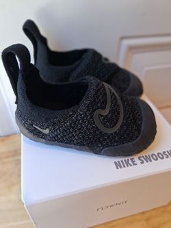 Toddlers shoes Nike swooh 1 (td) SIZE 4C new