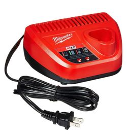Milwaukee M12 Charger