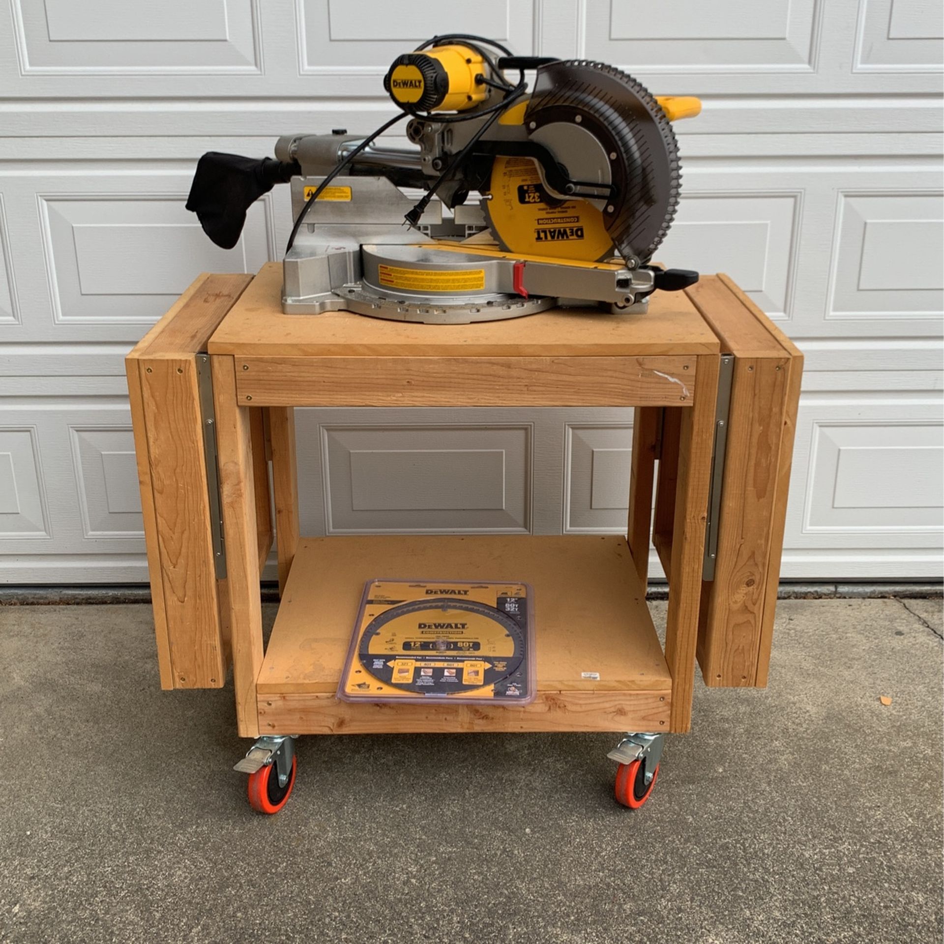 Dewalt DWS779 Miter Saw for Sale in Seattle, WA OfferUp