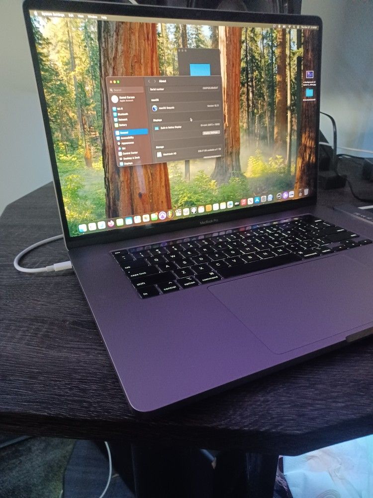 Macbook Pro 15inch Retina OS Sequoia 1tb Hd