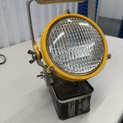 Julian A. McDermott Corp. Max Volt 12.8 Spotlight