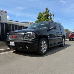 2005 GMC Denali