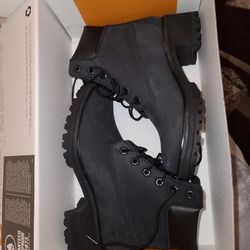 Timberland Boots Woman's 6.5 MM