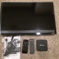 Vizio 24" TV With TV Box ~ Like New 