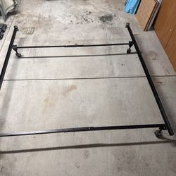 Adjustable steel bed frame, pick up in Temple city