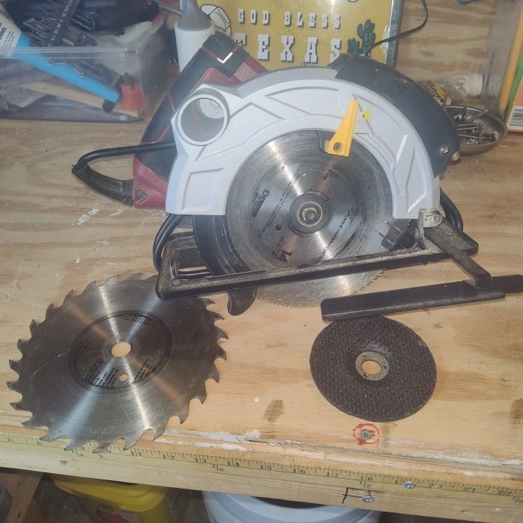 Circular Saw 
