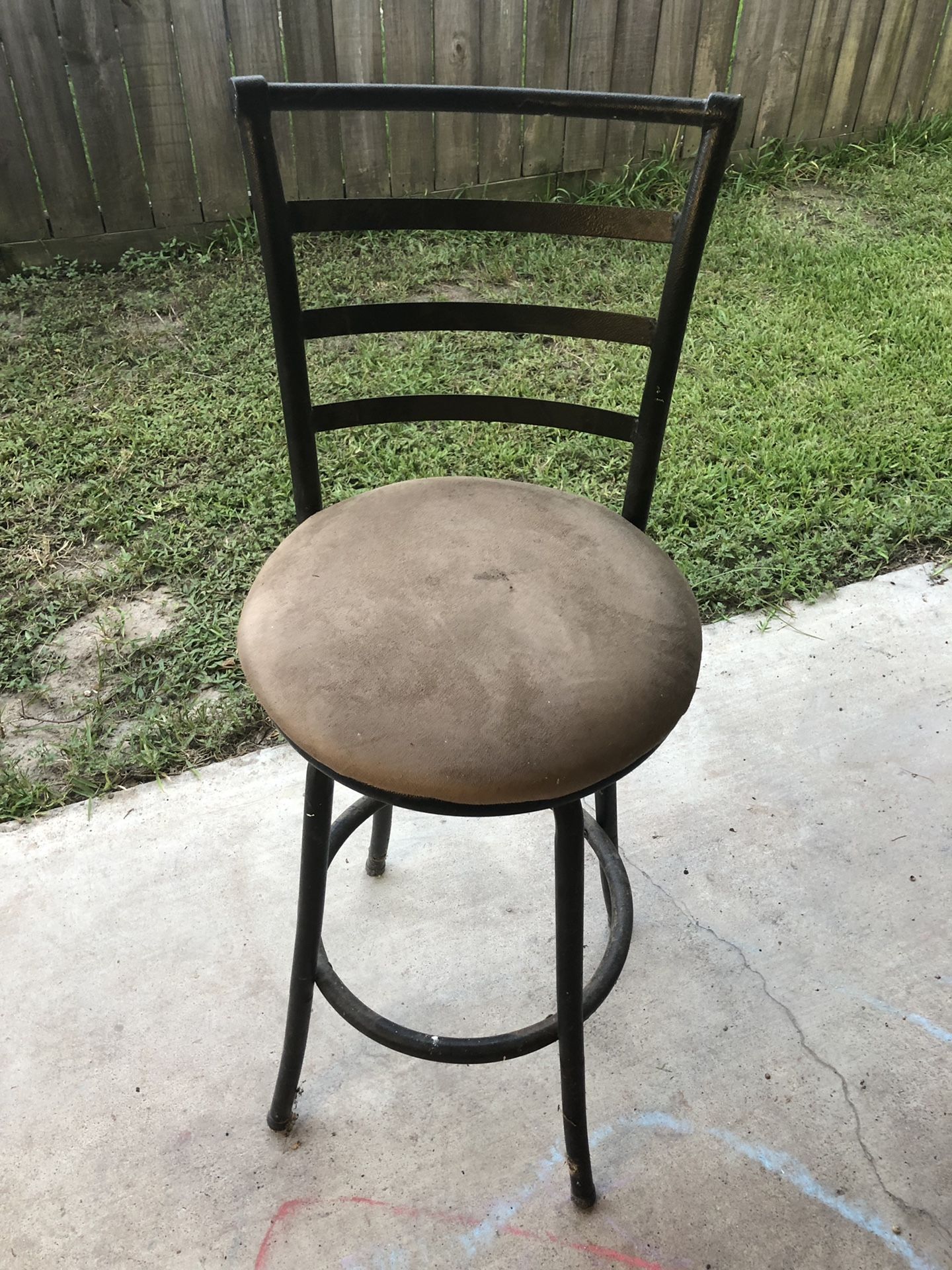 Bar stool