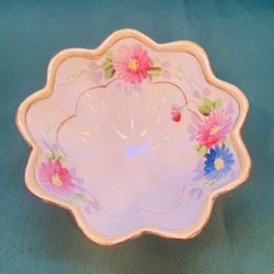 Antique Nippon 3 Footed Scalloped Edge Candy Bowl
