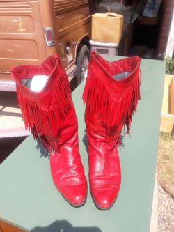 Womens size 7cowboy boats