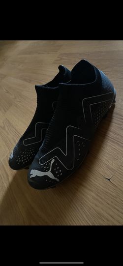 Soccer cleats Puma Future