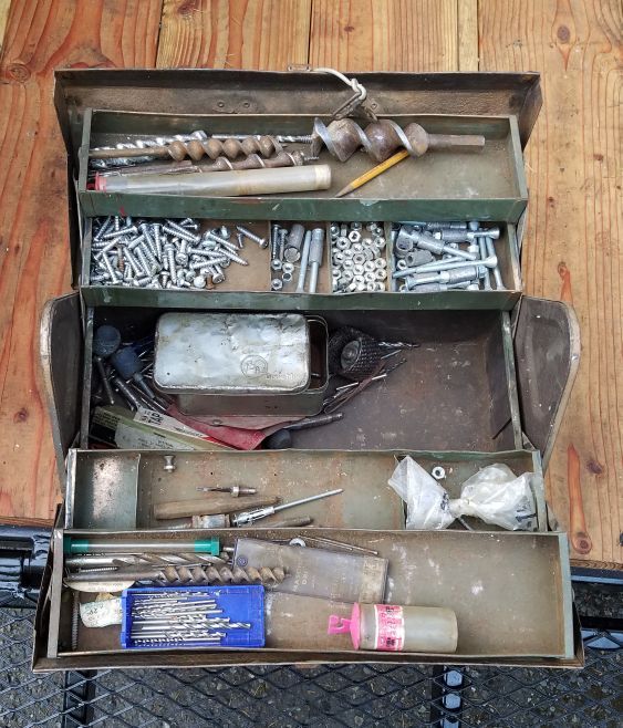 TOOL BOX FULL OF TOOLS