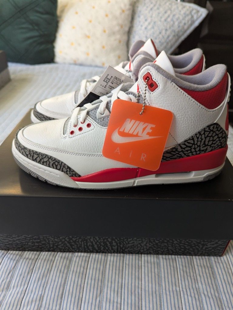 Air Jordan 3 'Fire Red' - Brand New - Size 9