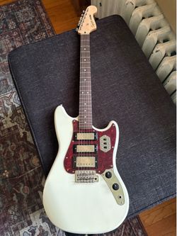 Squier Paranormal Cyclone - HHH