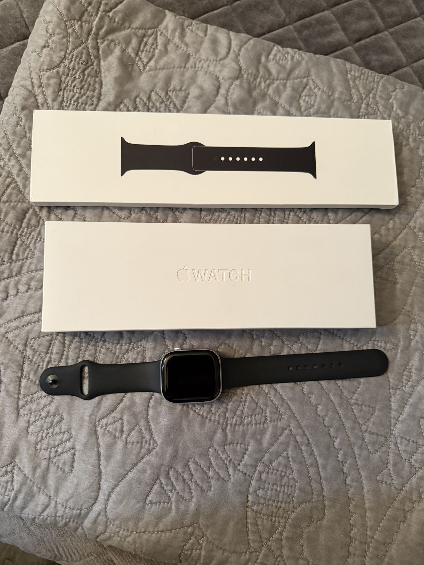 Apple Watch Series 10 46mm GPS + Cellular