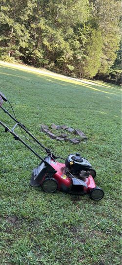 Snapper Self-Propelled Lawnmower