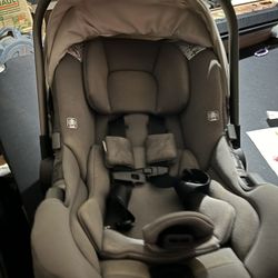 Infant Car seat  W/ Base 