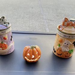 HALLOWEEN 🎃 - ENTERTAINING/DECOR/ CANDY OR COOKIE JARS BUNDLE $13 FOR ALL