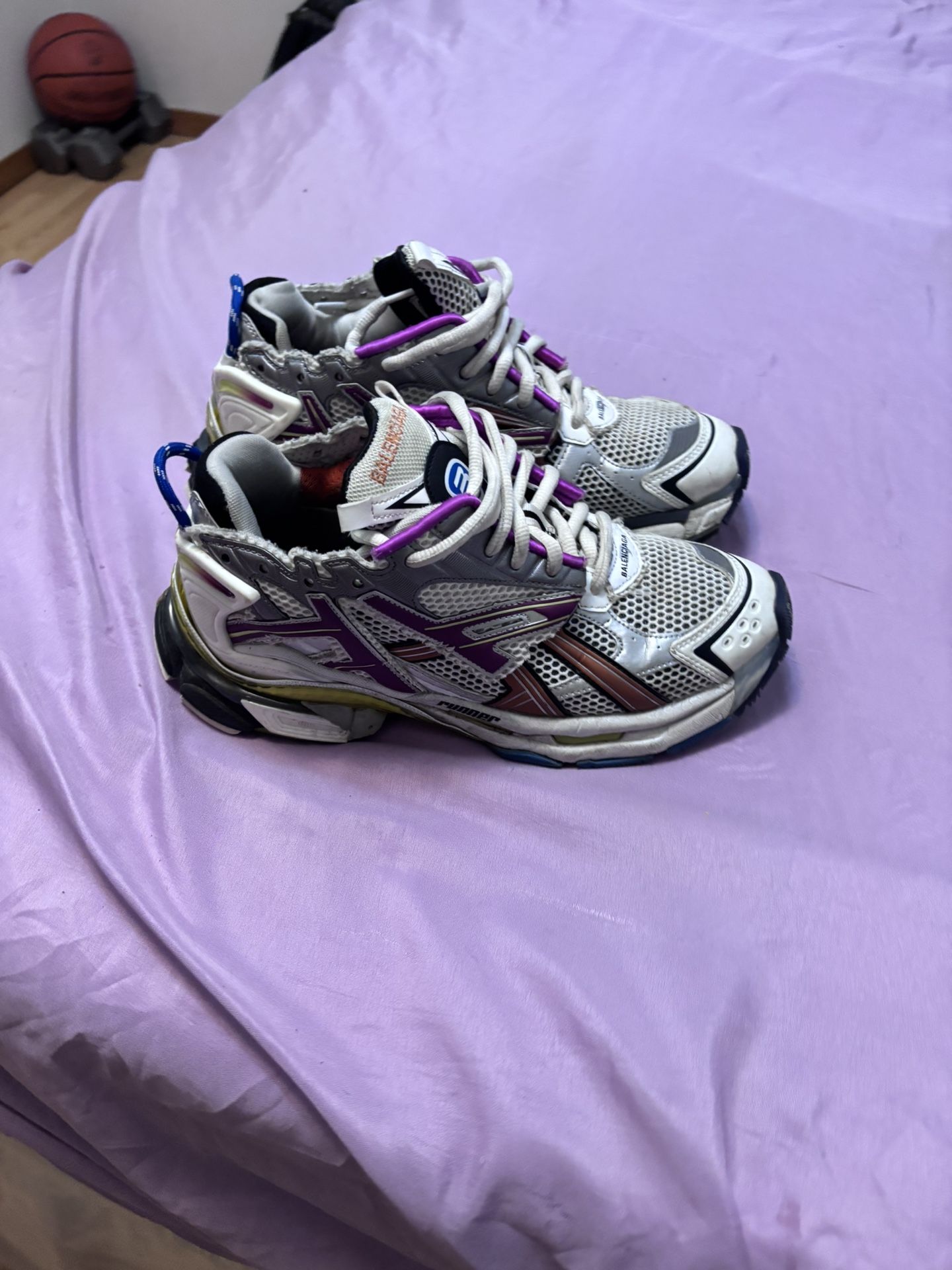 Multicolored Balenciagas Size 40