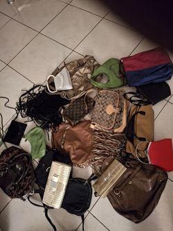 Mixed Lot of Women's Handbags and Purses