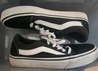 Vans Old Skool Black White Low-Top Sneakers
