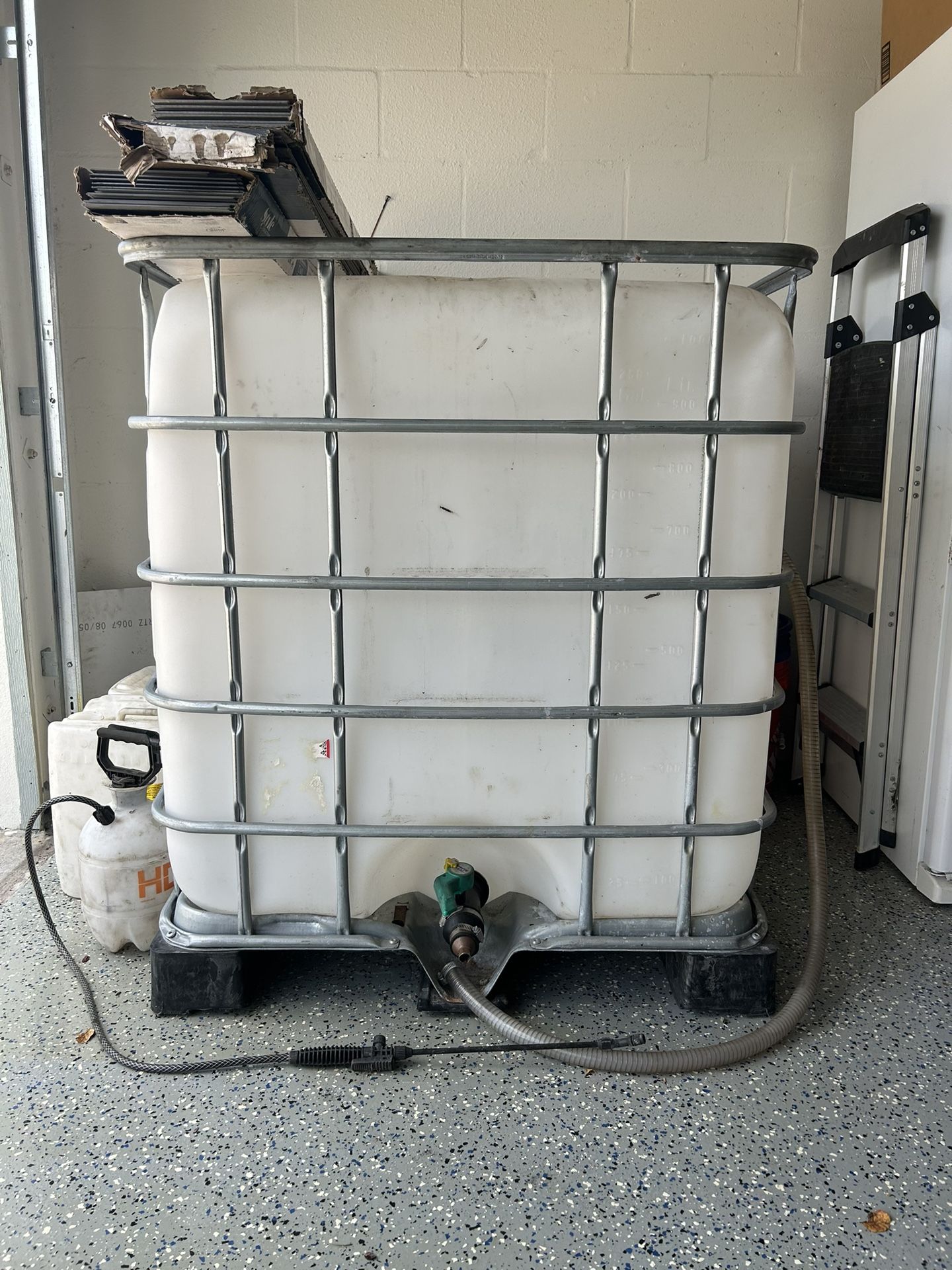 Water Tank 