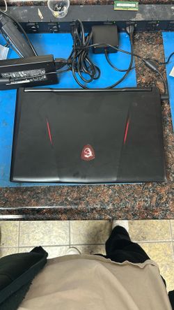 MSI GL63 9SDK-611US gaming laptop.