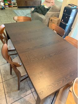 Dining table and 5 chairs