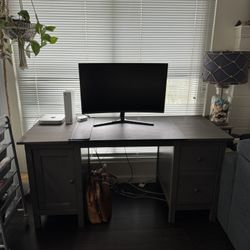 Sturdy Desk