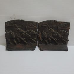 1930s Pair Chariot Race Coliseum Hubley Cast Iron Bookend.
