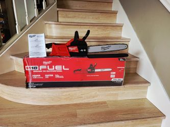 Milwaukee M18 FUEL 16 in. 18V Lithium-Ion Brushless Battery Chainsaw (Tool-Only)