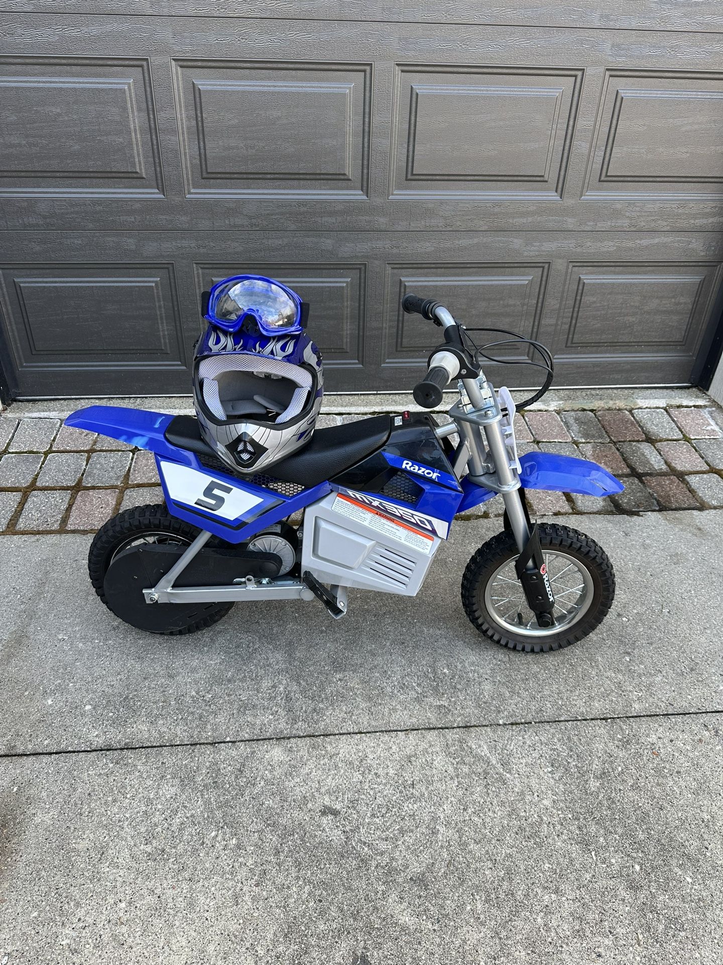Razor MX350 Dirt Rocket Electric Dirt Bike