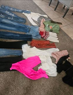 Clothes Size 14 16  Small