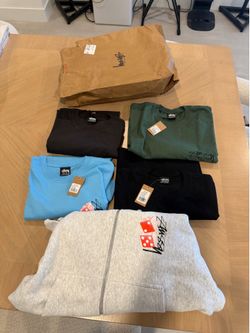 Stüssy shirts and hoodie Men’s Size Medium