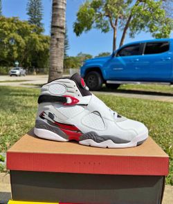 Air Jordan 8 Retro “bugs bunny”