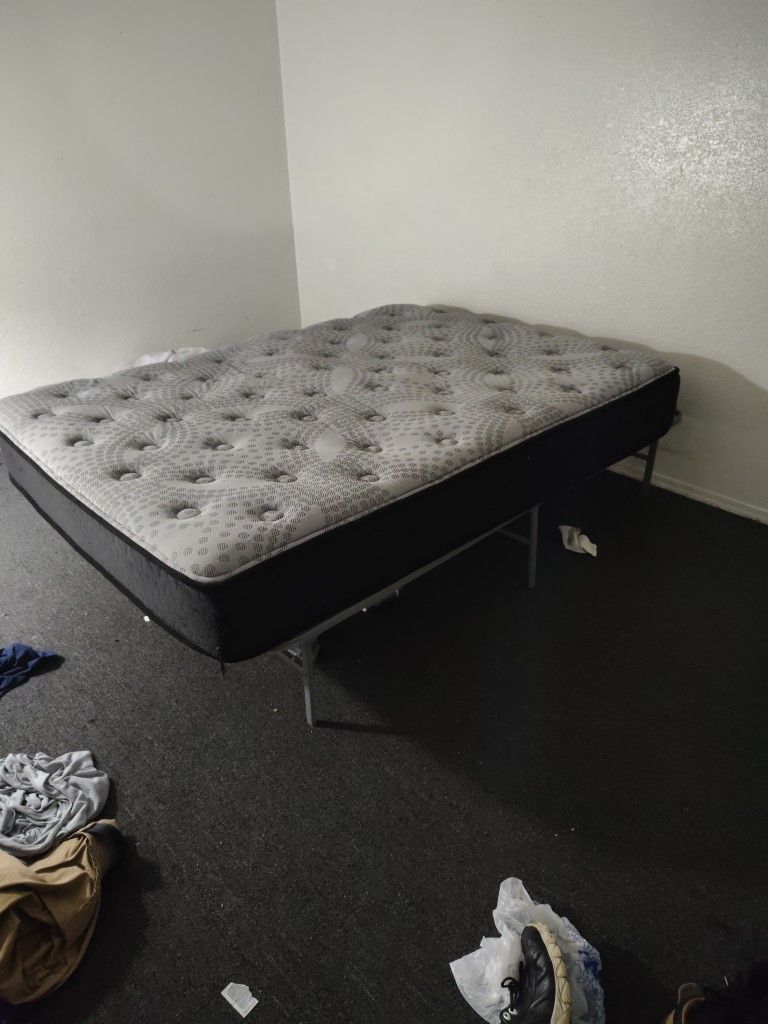 Bed With Frame
