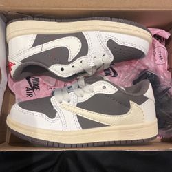DS Travis Scott Air Jordan 1 
