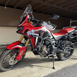 Honda Africa Twin Like New