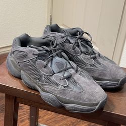 Yeezy 500 Utility Black