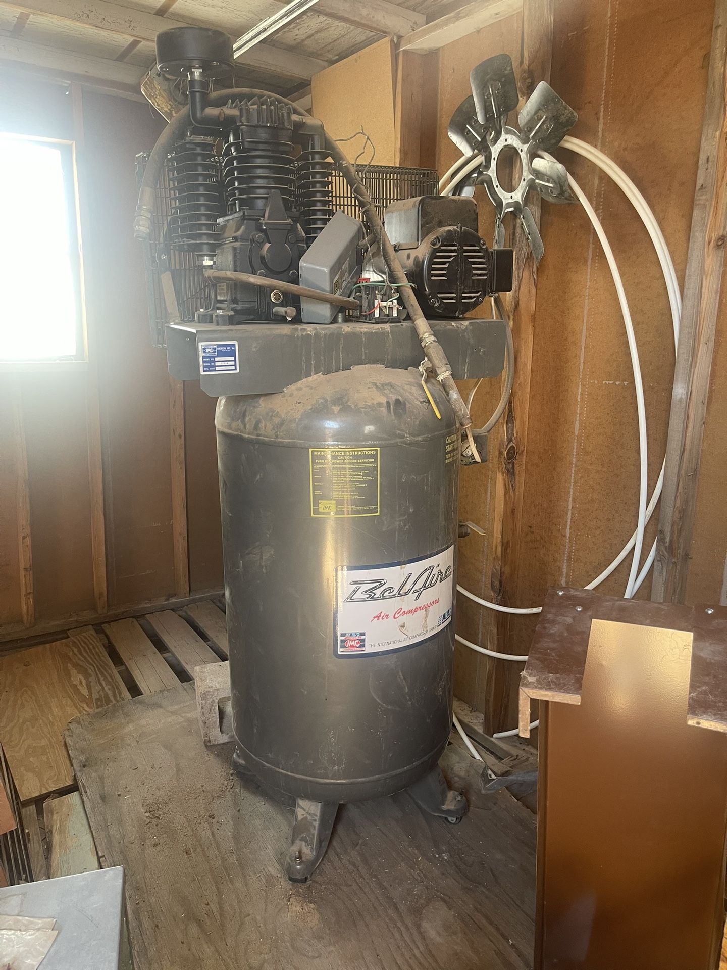 Air Compressor